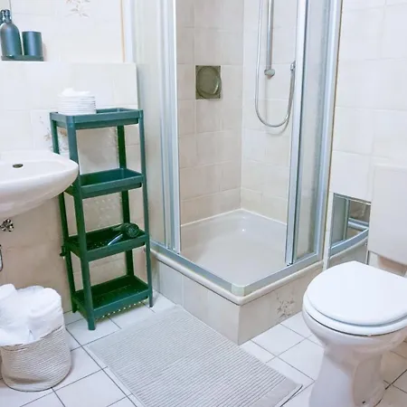 Work & Business - 24h Check-in - Netflix - Nespresso Bielefeld