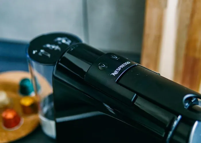 Work & Business - 24h Check-in - Netflix - Nespresso *